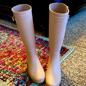 Baby pink Hunter boots.